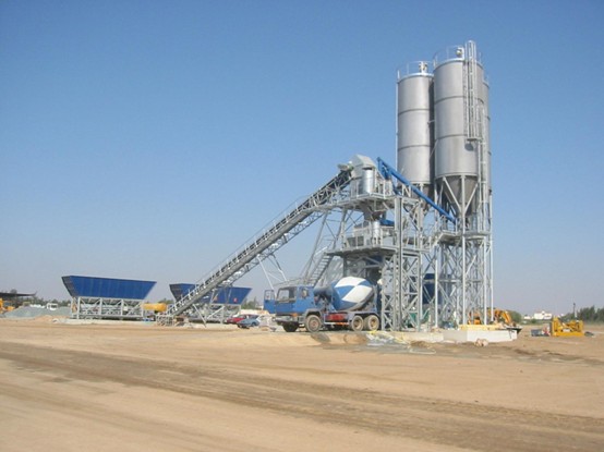 Concrete plant established in Larnaca by Elkayem Industries for the construction of Larnaca Airport