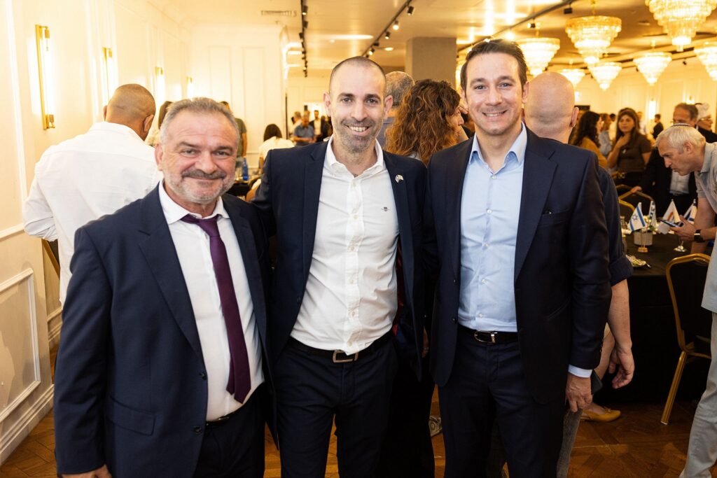 Eran Cohen, Chamber CEO, and Chamber members